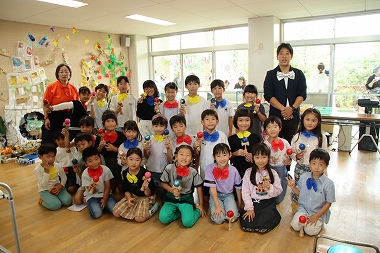 けん玉パフォーマンス(郡山敬愛幼稚園学園祭りにて)